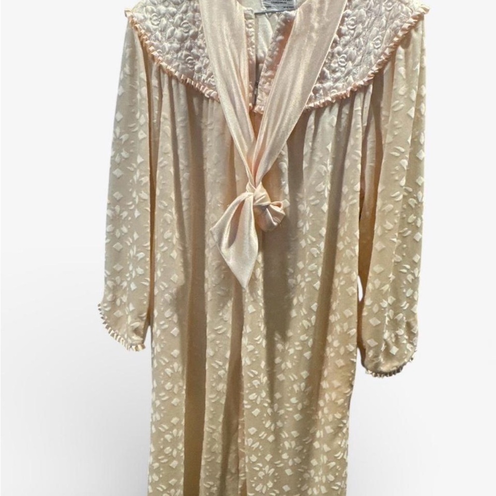 Vintage Christian Dior Champagne Satin Loungewear Robe Size L